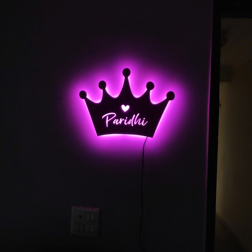 Thumbnail: Crown Wall Light