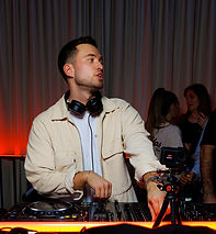 BRIZ4062_edited.jpg
