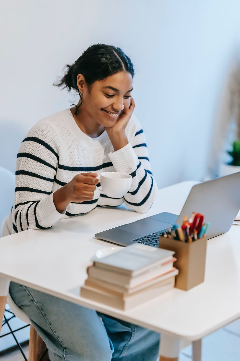 Thumbnail: Admin Pro: 30 hours of administrative assistant work