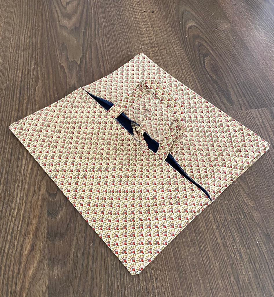 Sac à tarte Fleur Beige Bordeau