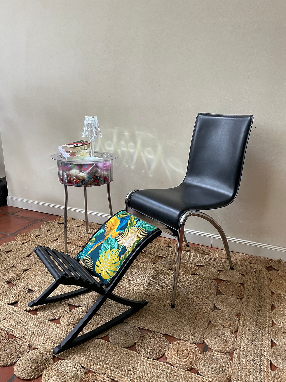 Repose-pieds en bois avec tissu tropical