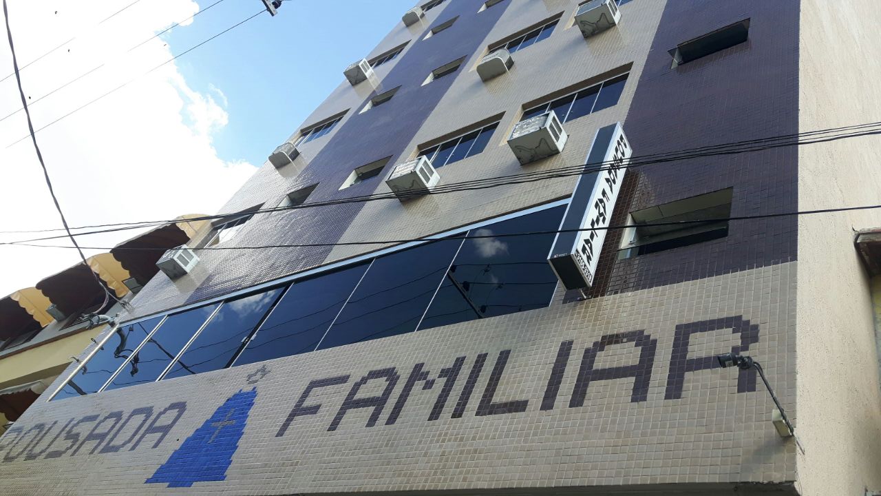 Fachada Pousada familiar Aparecida