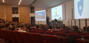 “I’d back Boris”- Jacob Rees Mogg at Kent