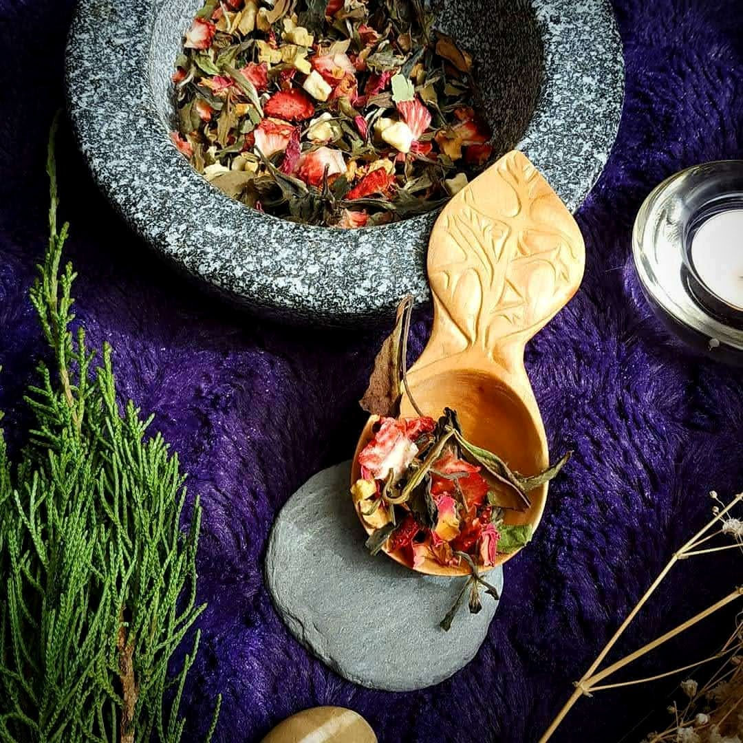 EOSTRE'S LIGHT - Herbal blend to release the light of Spring Equinox -