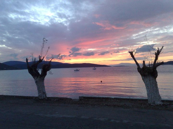 sunset at Steni beach