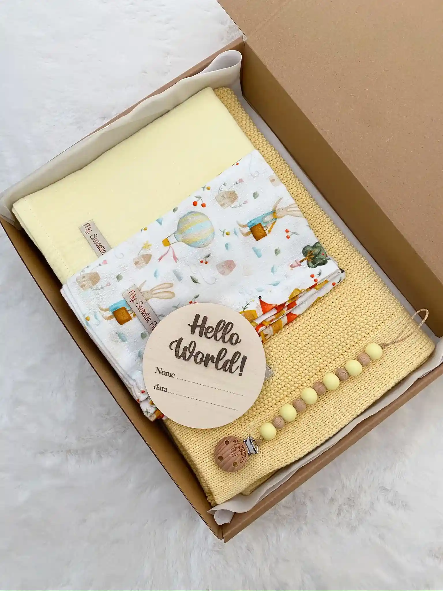 box hello world gialla
