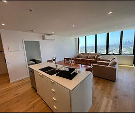 Footscray - Male Twin Ensuite  &  Twin or Couple Room