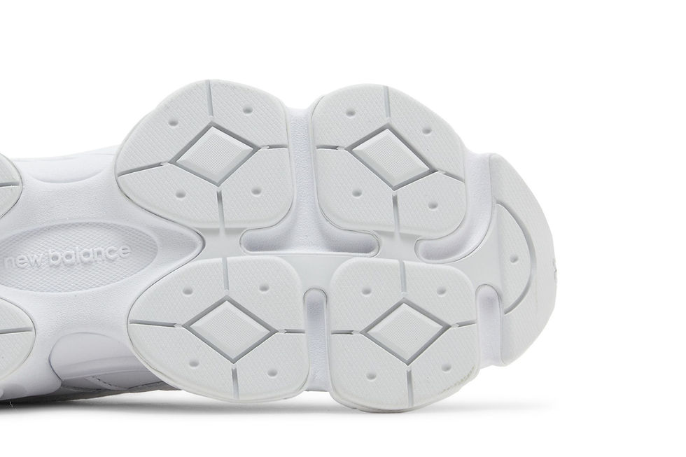Miniatura: New Balance 9060 ' Triple White'