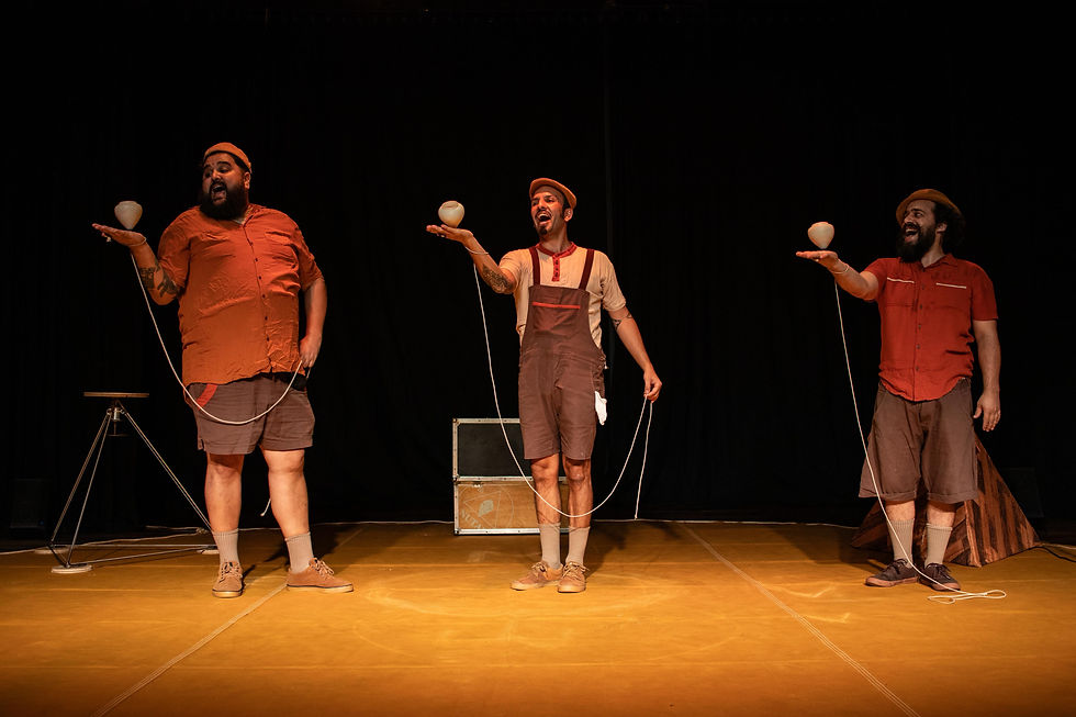 Trompos: girar en el hilo del tiempo