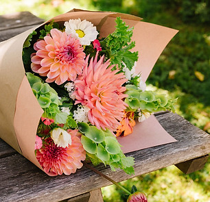july subscription bouquet flower kingfisher farm market.jpg