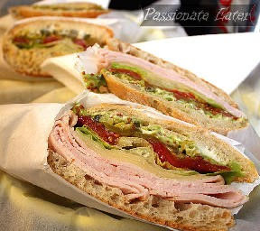 Sandwhic tres carnes