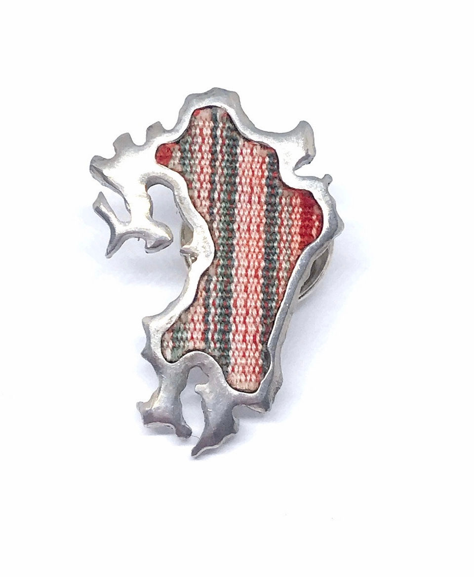 72ピンバッチ小倉織手織5