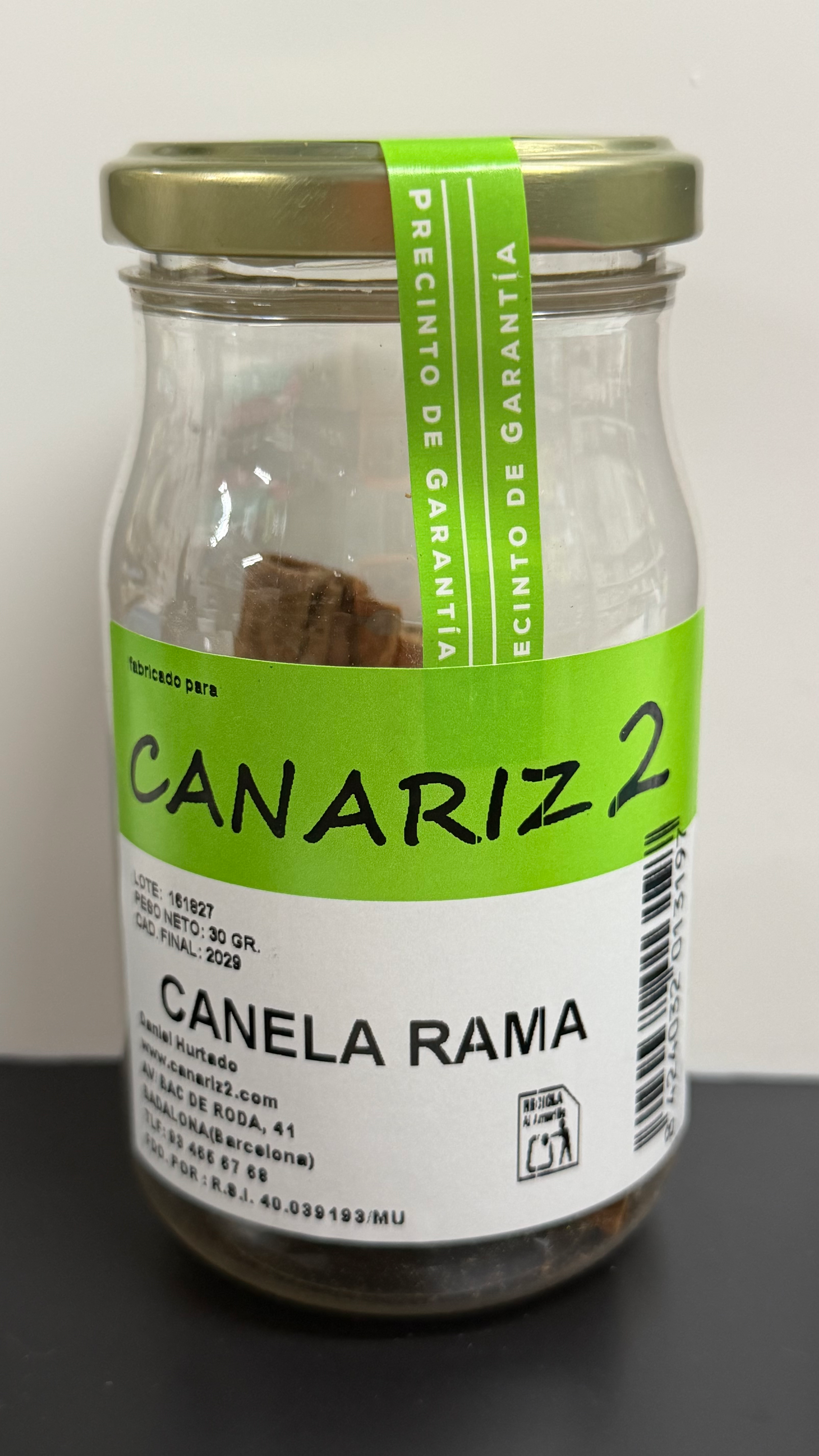 Bote de canela en rama Canariz2 de 30 g en envase de plástico con precinto de garantía.