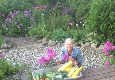 An organic gardener of vegetables, herbs and flowers.