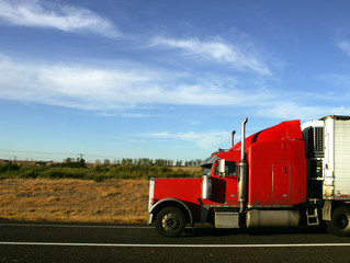 Semi Truck Financing for New Owner-Operators: 3 Key Benefits of Leasing