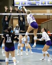 WSU Volleyball, Winona MN
