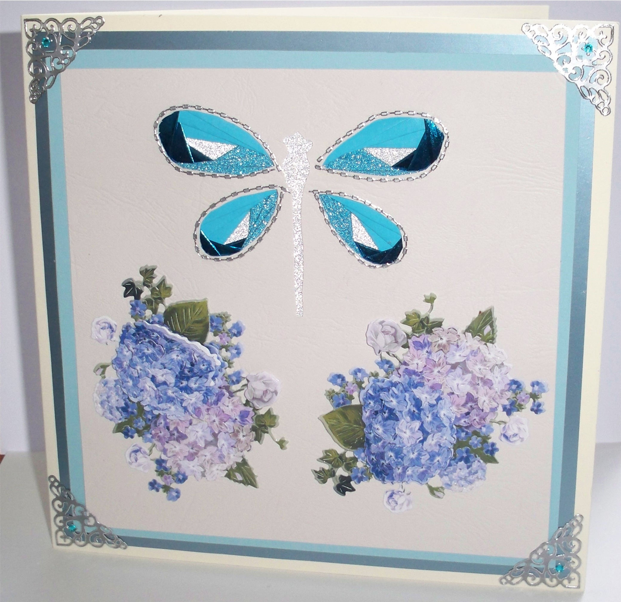 Pegg5 - Iris Folding Dragonfly Card