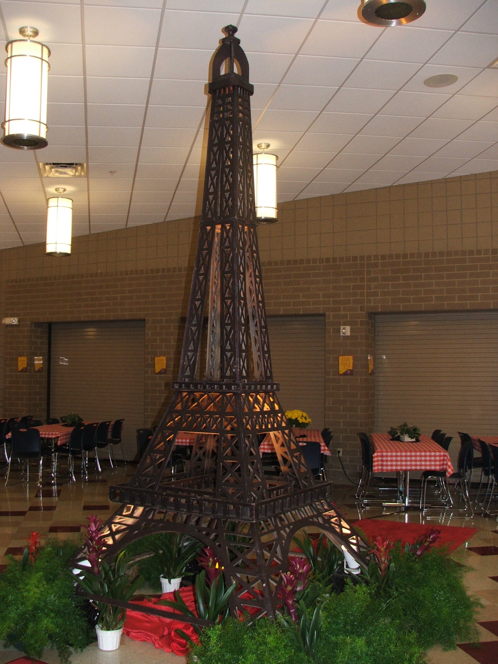 Paris Themed Event Decor