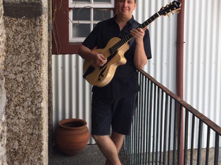 FIBONACCI GUITARS IN PORTUGAL