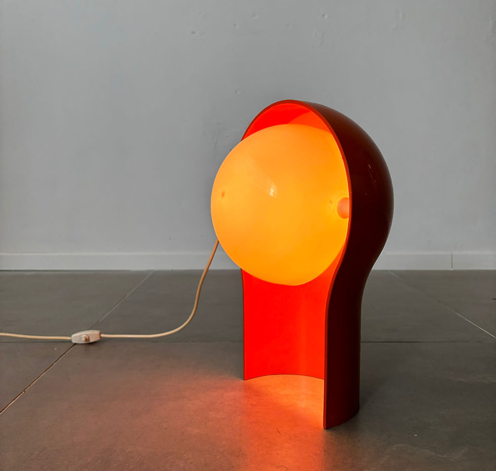 Thumbnail: ‘Telegono’ Orange Table Lamp by Vico Magistretti for Artemide 1968 Italy