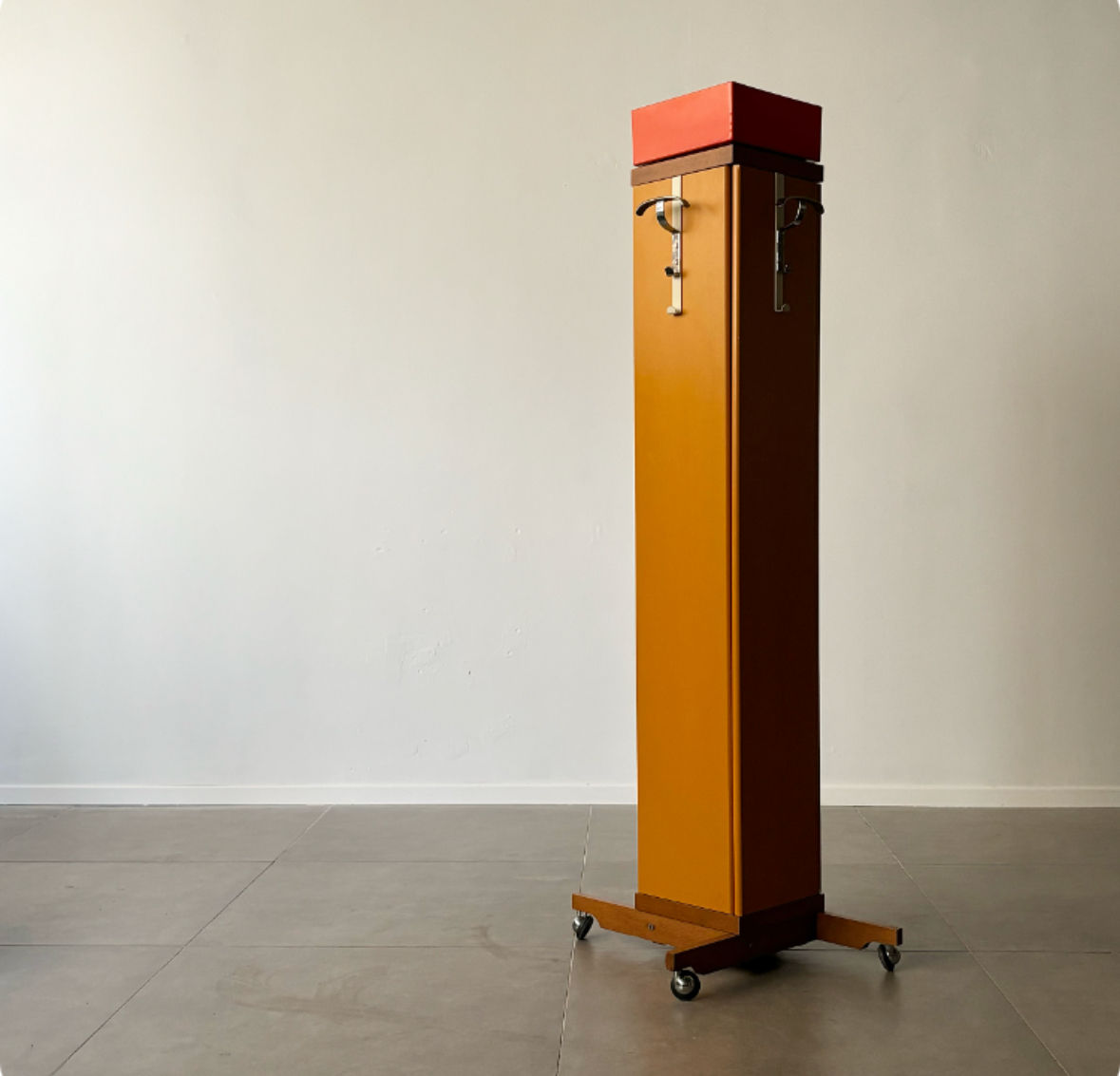 Rare italian coat rack with four doors and umbrella basket, 1970’s