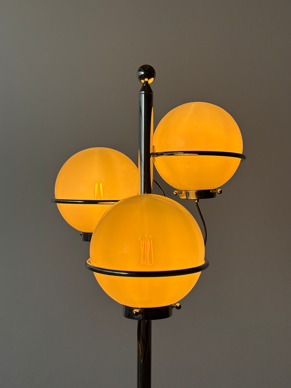 Thumbnail: Space age floor lamp by Gino Sarfatti, 1960s Italy