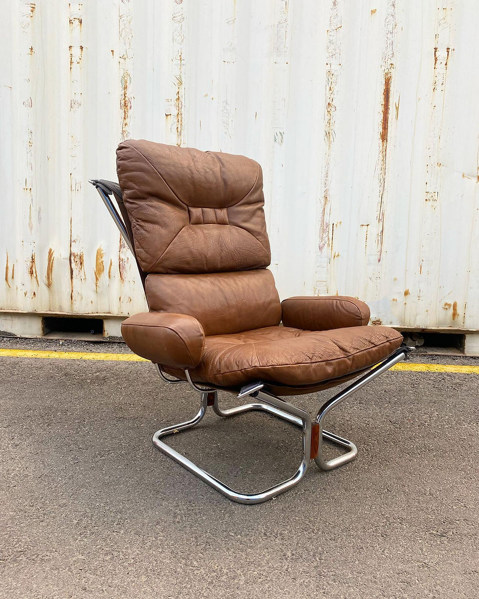Thumbnail: Mcm “Wing” lounge chair designed by Harald Relling for Westnofa, 1970s Norway.