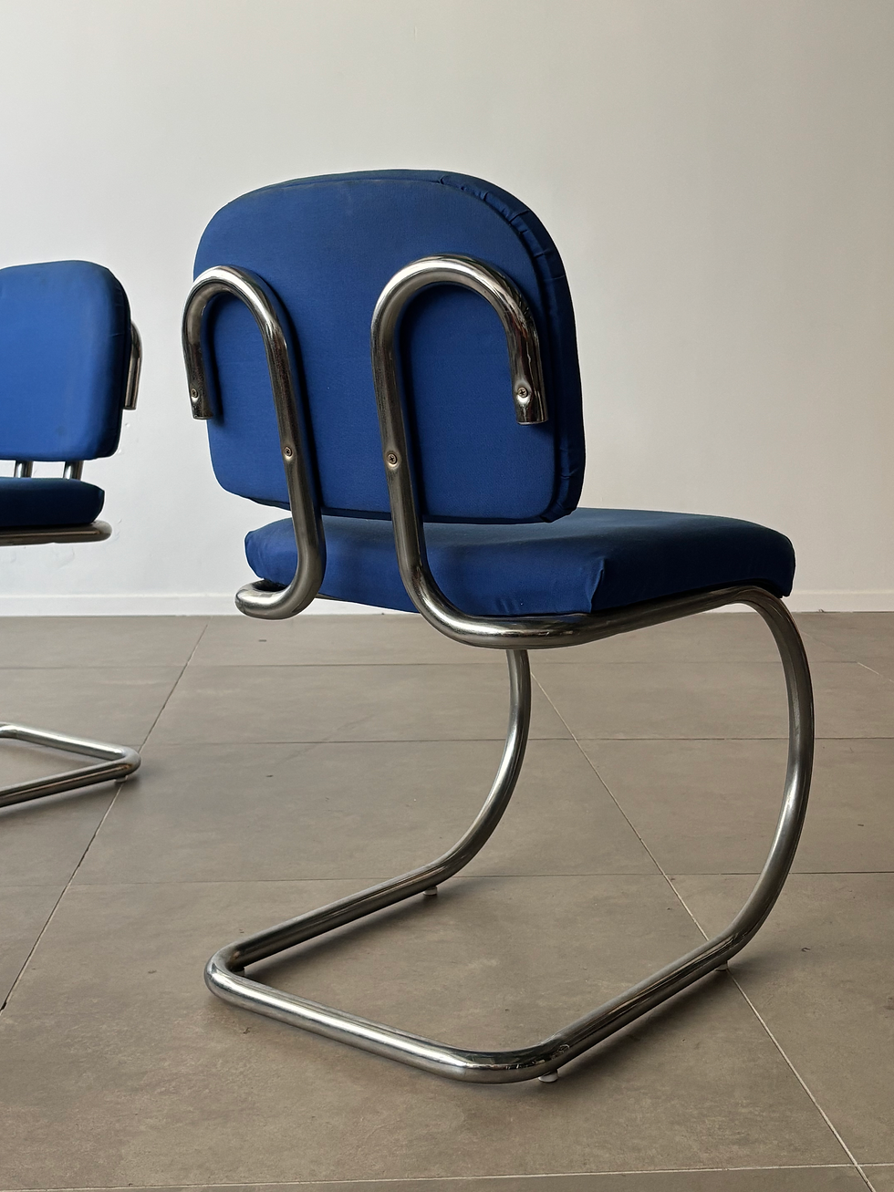 Thumbnail: Vintage cantilever chairs chromed steel and fabric, 1970s Italy