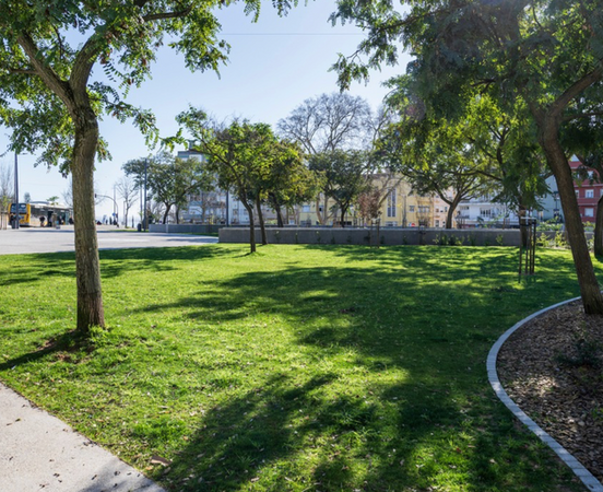 Praça remodelada