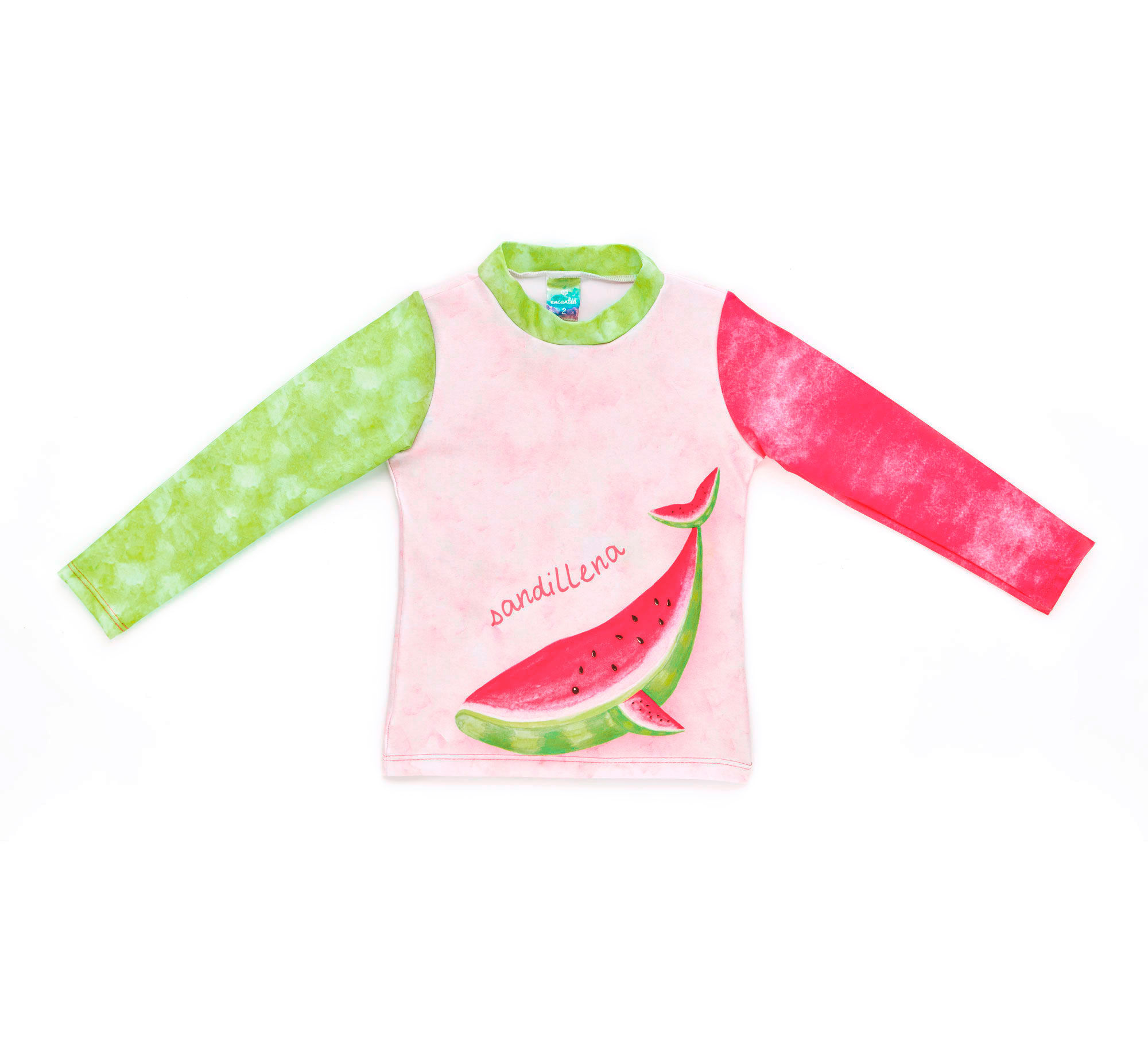 camibuso en lycra ilustrado en con una sandia ballena en colores rosado fucsia y verde limon vista frente