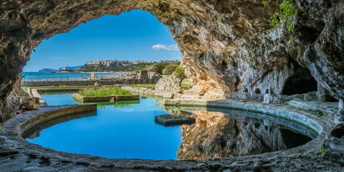 Tiberius' Villa - Bible Tours Rome JW