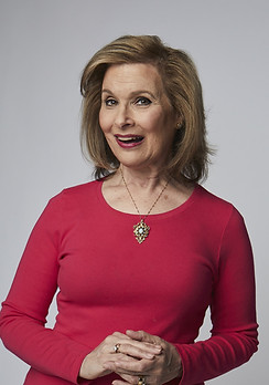 Lois Reitzes updated headshot.jpg