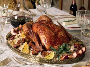 Santa Maria Empório apresenta seleção de ceia para o Natal com mais de 40 opções de pratos e cestas presenteáveis