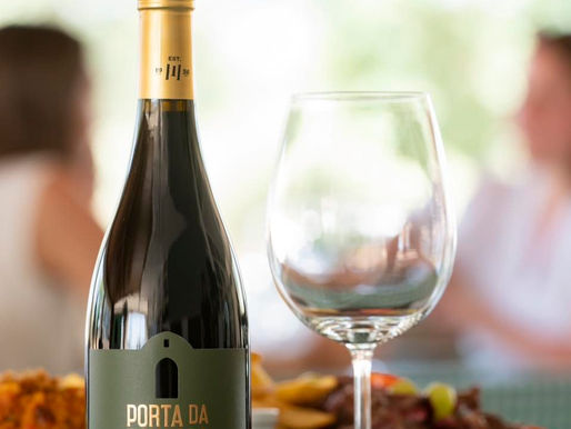 Porta da Ravessa Vinhas Velhas 2021 conquista Medalha de Ouro no Canadá com 91,4 pontos