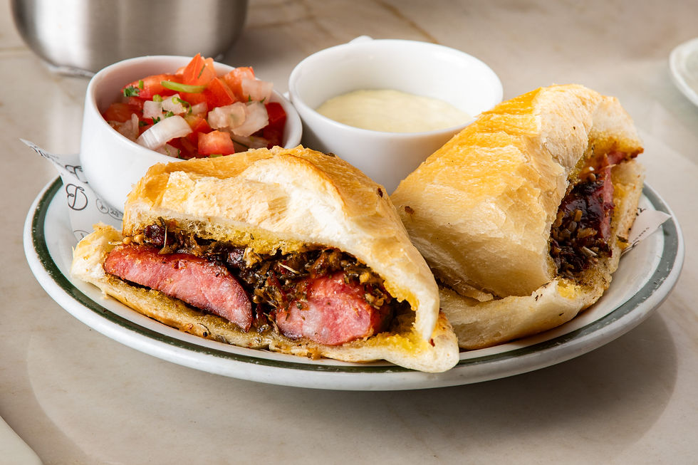 Choripán: Do ritual Portenho às ruas brasileiras