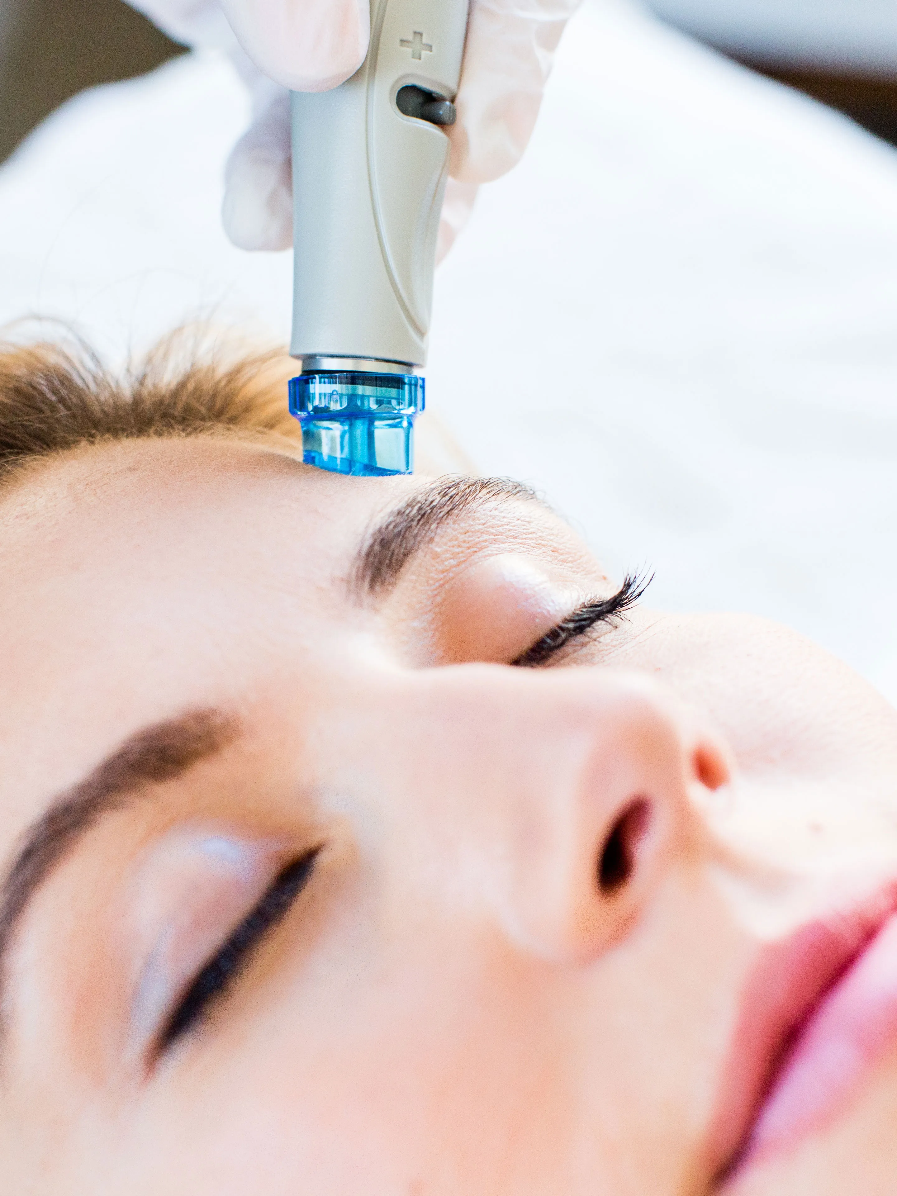 hydrafacial-treatment.webp