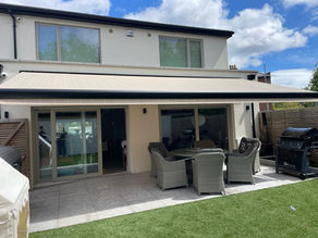 How Effective Are Retractable Awnings at Stopping Overheating: An Ultimate Guide