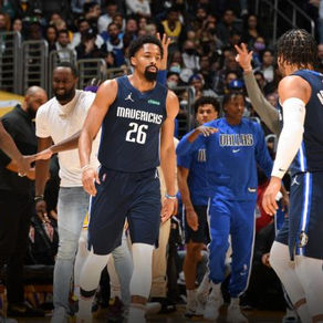 Mavericks use three-guard lineup to eliminate Jazz