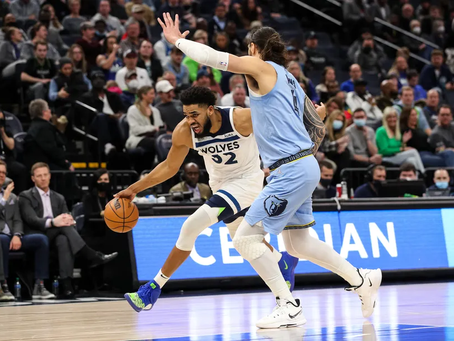 Karl-Anthony Towns goes for playoff career high, as Timberwolves even series vs Grizzlies