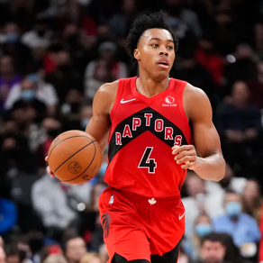 Scottie Barnes receives Rookie of the Year award