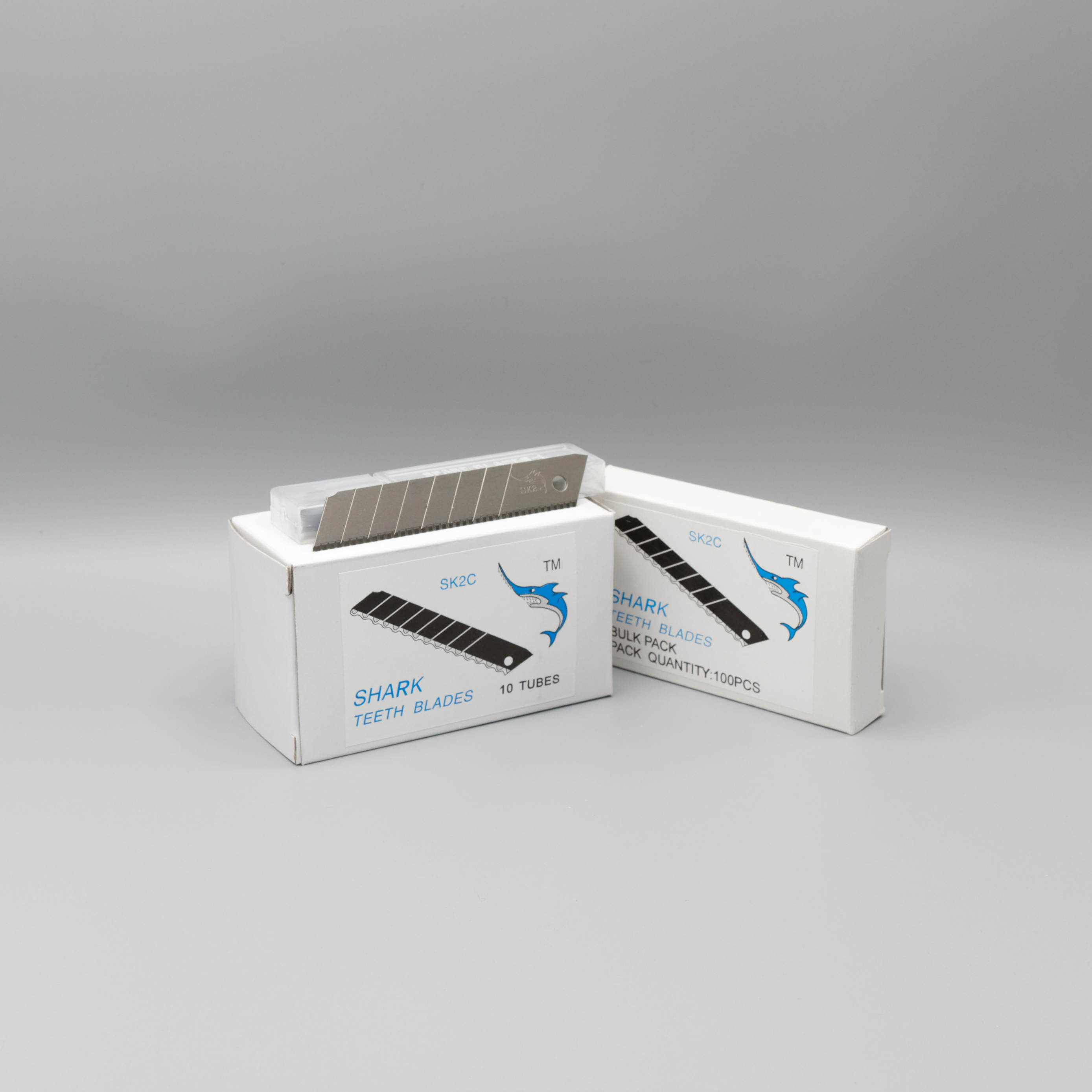 Serrated Snap-off Blades, 18mm. (100's)