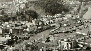Island House trainyeard before Arch Bridge with covered bridge circled.jpg