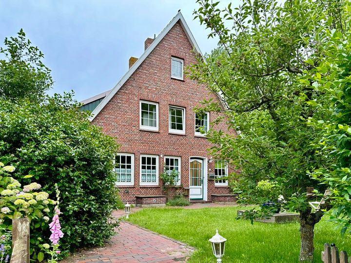 www.eilandspiekeroog.de 
Spiekeroog
Haus Roseneck