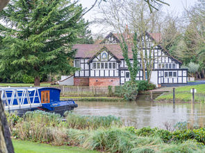 Destination Fall: Gondolas, Leaf Peeping & More