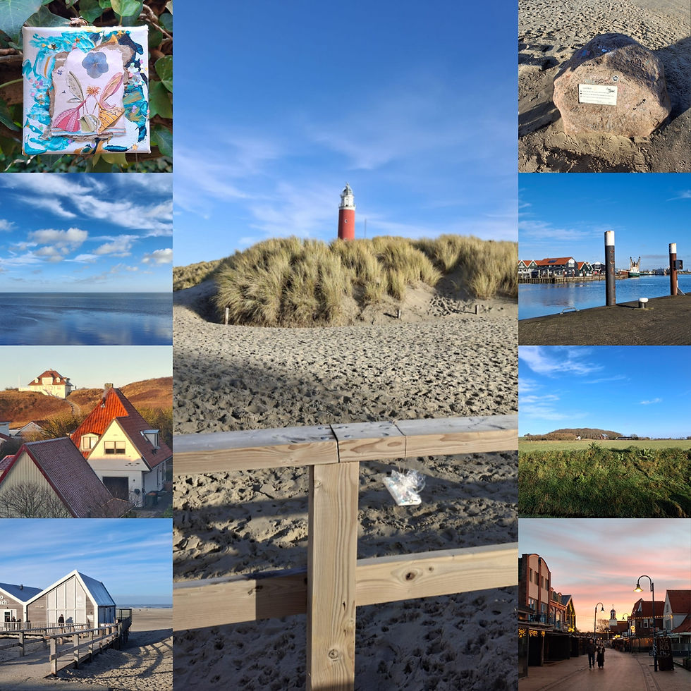 Aan de balustrade van een strandpaviljoen bij De Cocksdorp op Texel