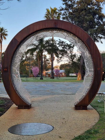 received_547147669736744