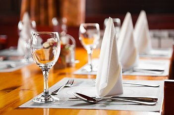 business table setting-resized-600.png