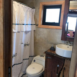 Baño cabañas 6 y 7 personas