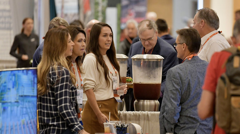 NHLA Members chat at the NHLA Convention