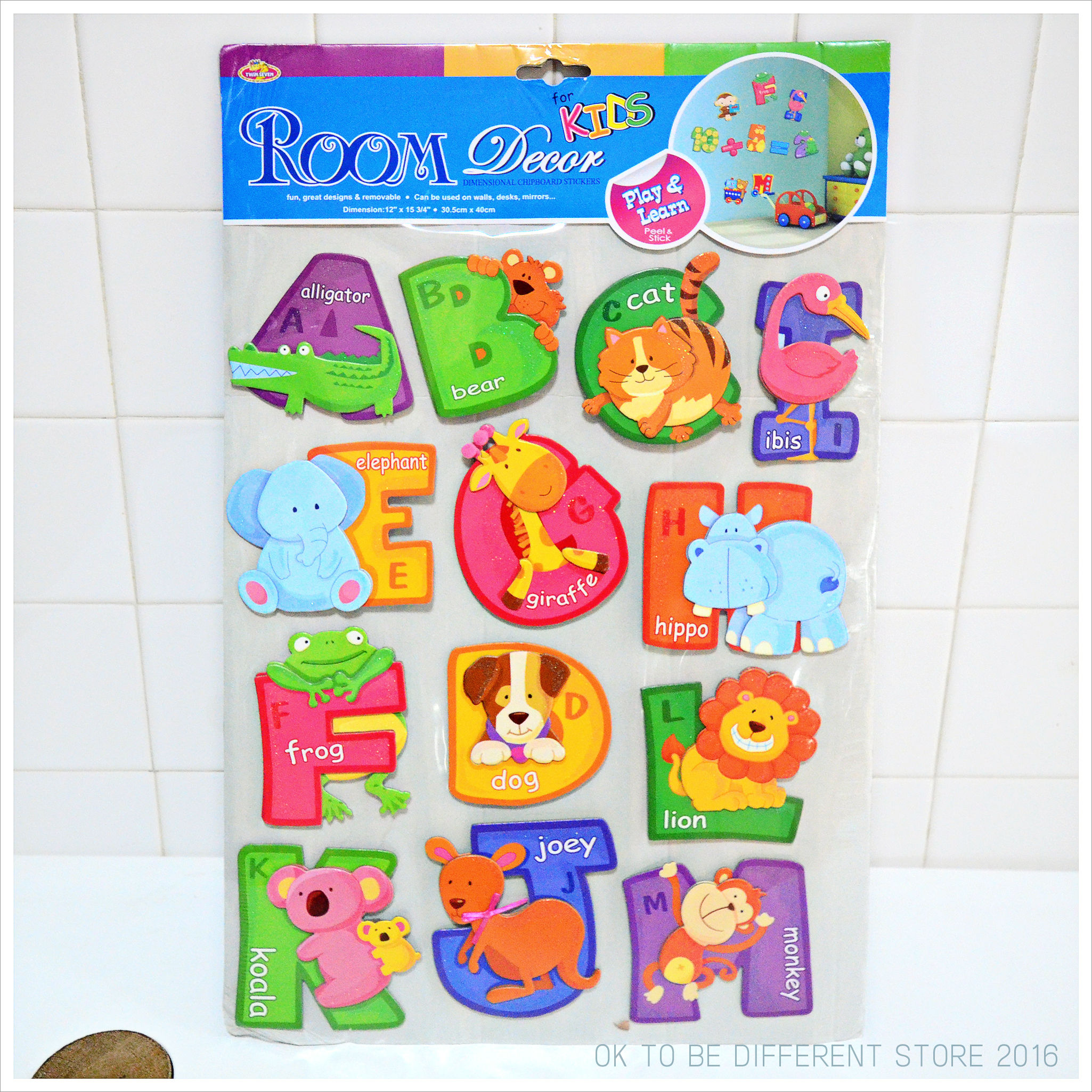 A06) wallsticker cardboard alphabet set